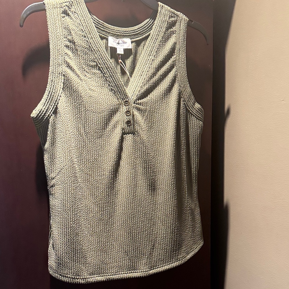 NWT -  Green Ribbed Textured Tank Top